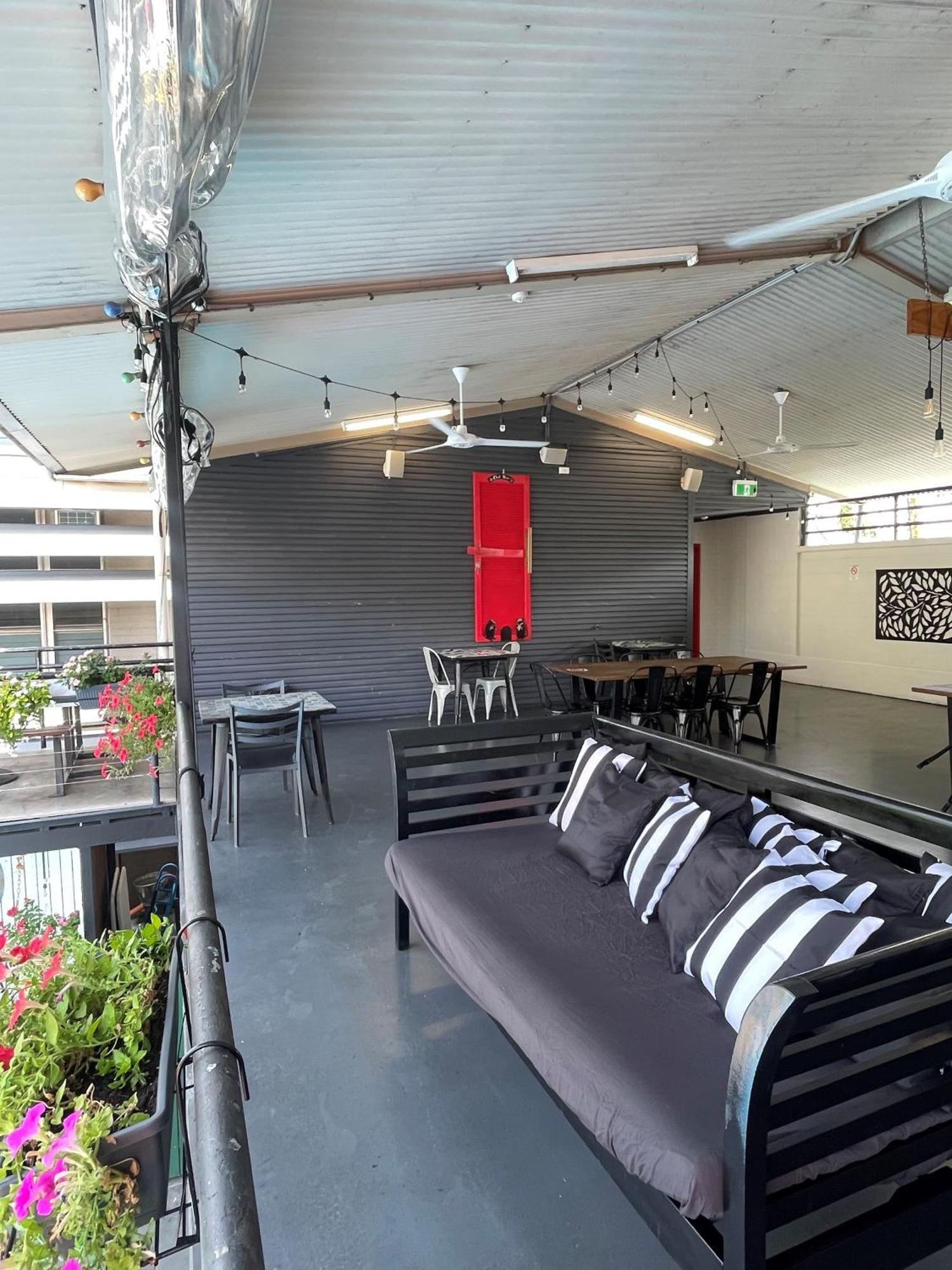 Youth Shack Backpackers Darwin Exteriör bild